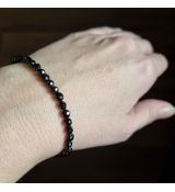 Náramek ONYX fazetovaný 4mm