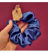 Saténová scrunchie gumička - královská modrá