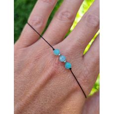 Náramek AMAZONIT II šňůrkový 4mm