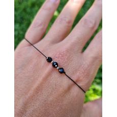 Náramek TURMALÍN šňůrkový 4mm